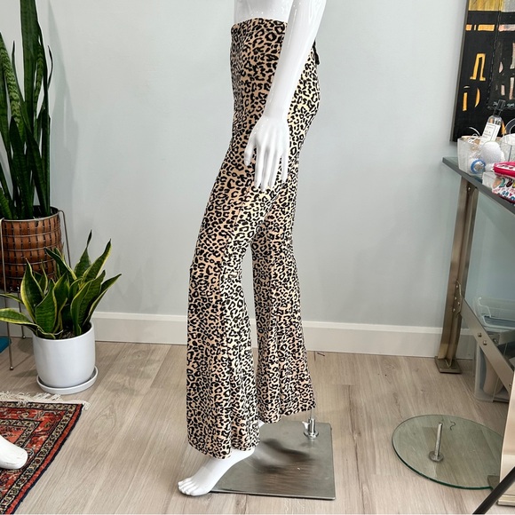 NWT Nasty Gal Leopard Print Flares - Picture 8 of 14